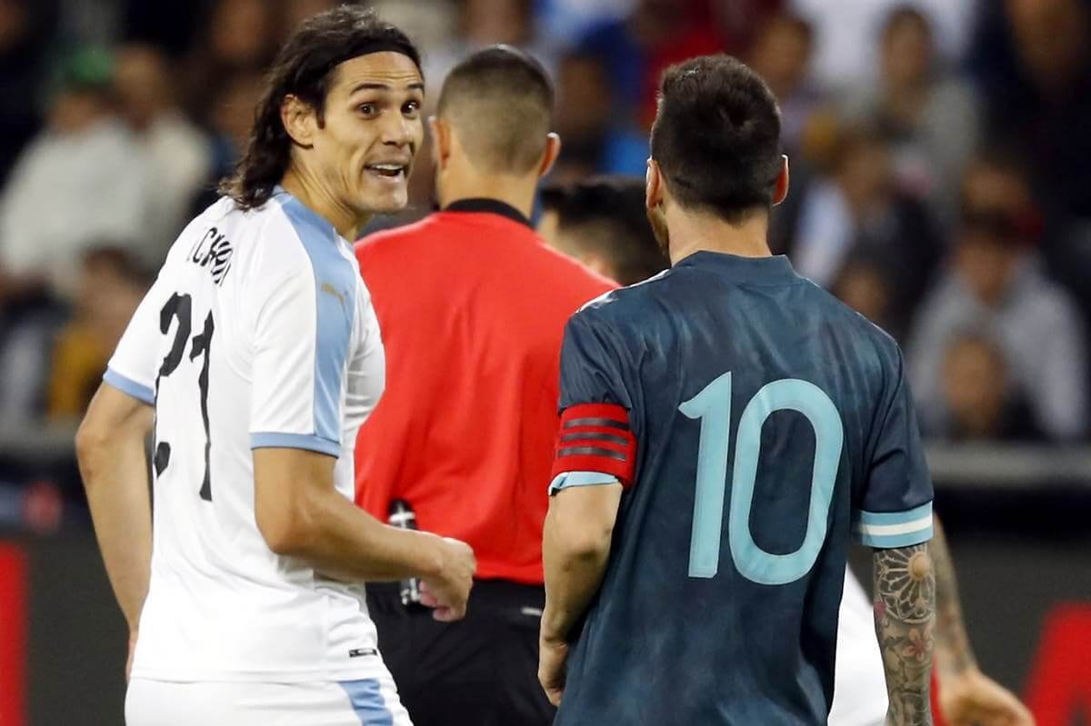 Argentina empató un partido caliente con Uruguay (2-2)