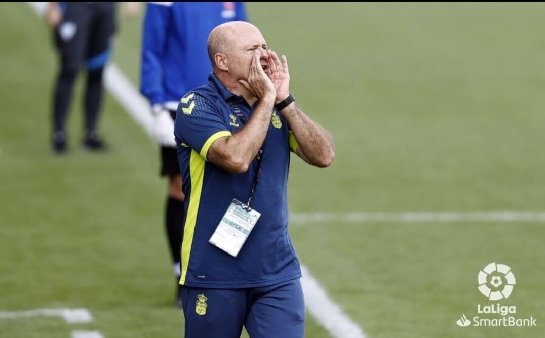 Pepe Mel: "Los errores groseros nos hacen mucho daño pero la culpa siempre es del entrenador"
