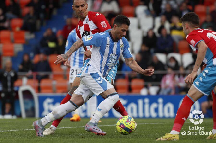 Rubén sigue batiendo récords y hace soñar al Málaga 
