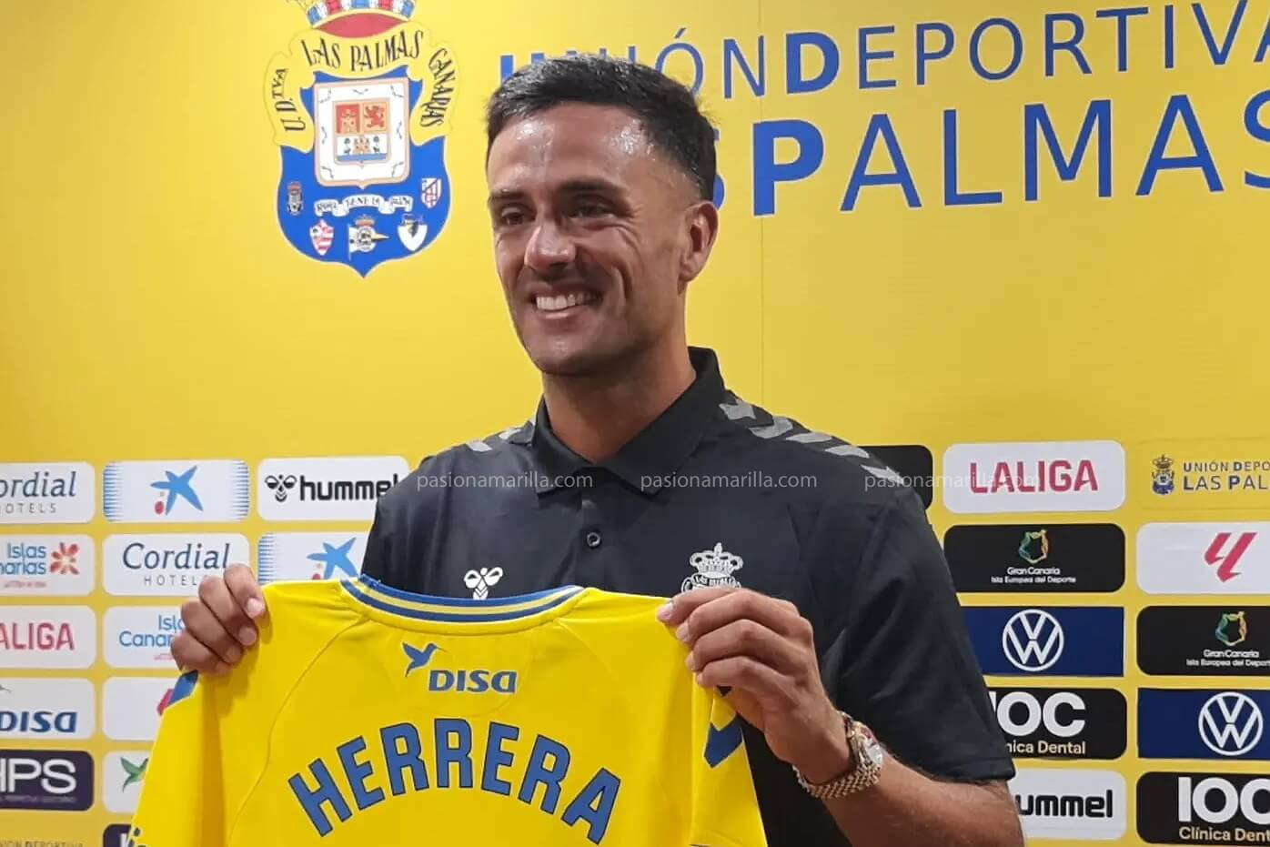 Cristian Herrera: "Respeto lo que piense la afición pero voy a darlo todo por la UD Las Palmas"