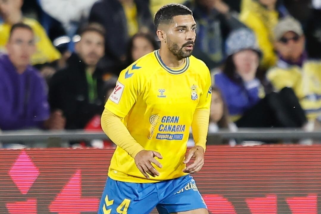 Álex Suárez mete a Las Palmas en ascenso directo (1-1)
